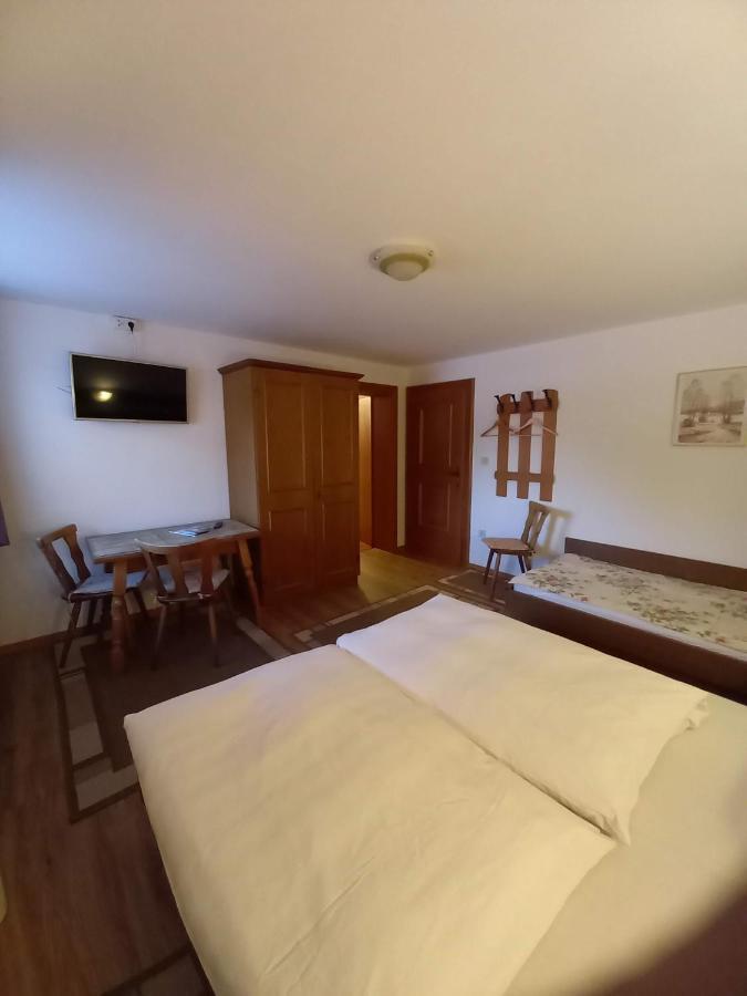 Haus Tannegg Acomodação com café da manhã Pettneu am Arlberg Exterior foto